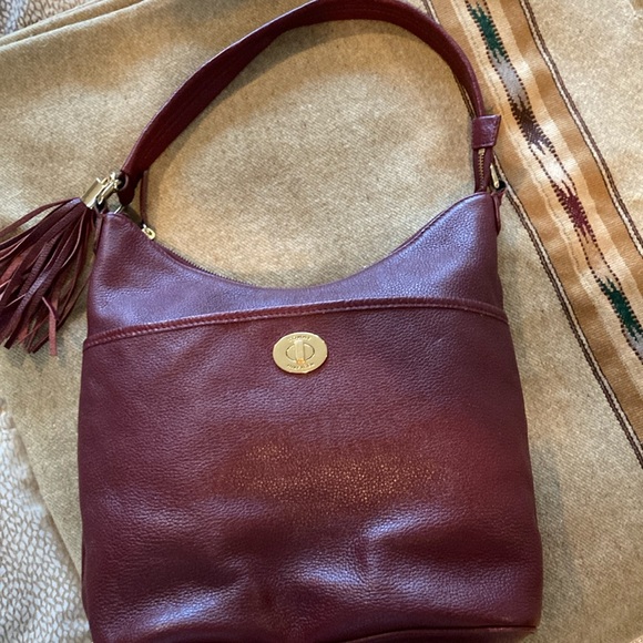 Tommy Hilfiger Handbags - TOMMY HILFIGER PURSE